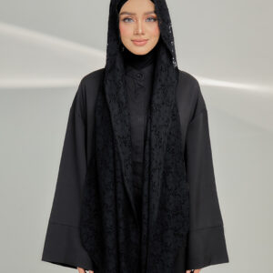 Alternative view of Noire Hood